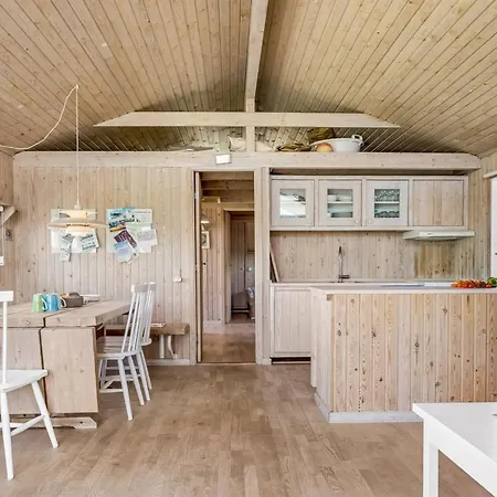 Maerta - 300m From The Sea By Interhome